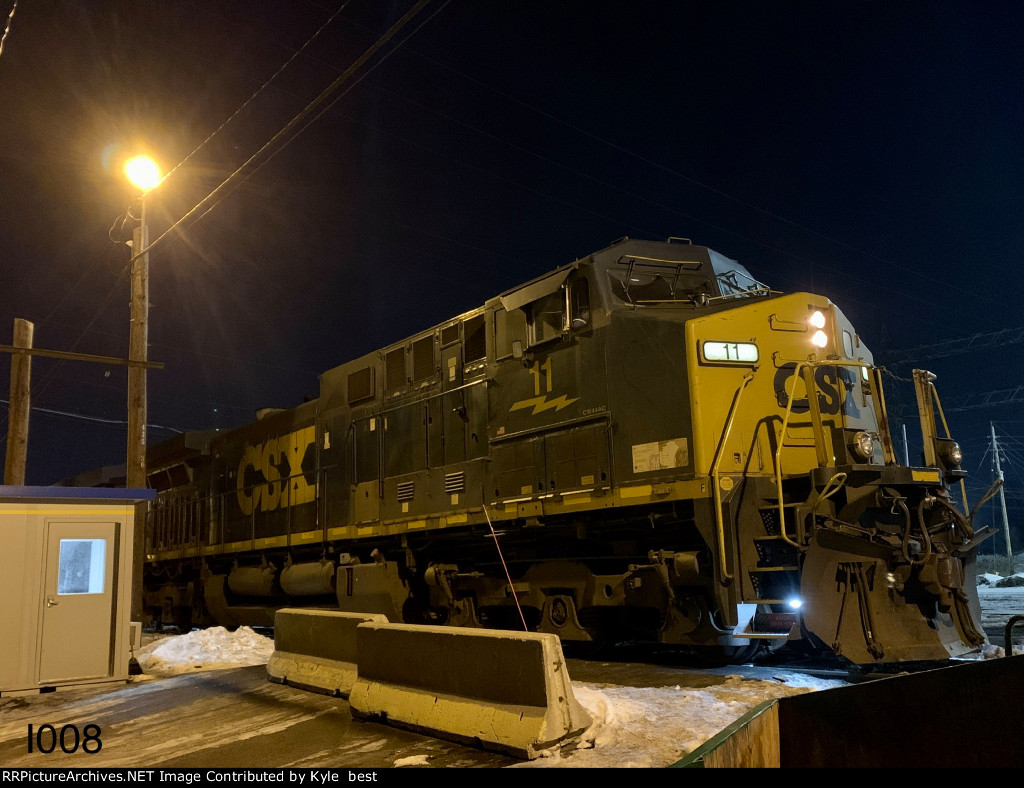 CSX 11 on I008